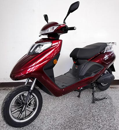 
奔宝BB1500DT-3
电动摩托车整车外观图册