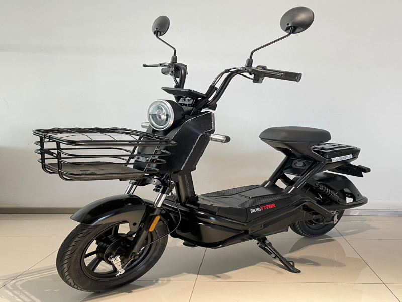 雅迪  YD600DQT-2E 电动摩托车